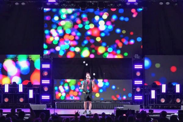 Circus Juggler, Magician, LED & Street & Fire Performer, Flow Artist