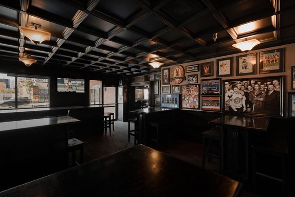 The Pint Public House Downtown