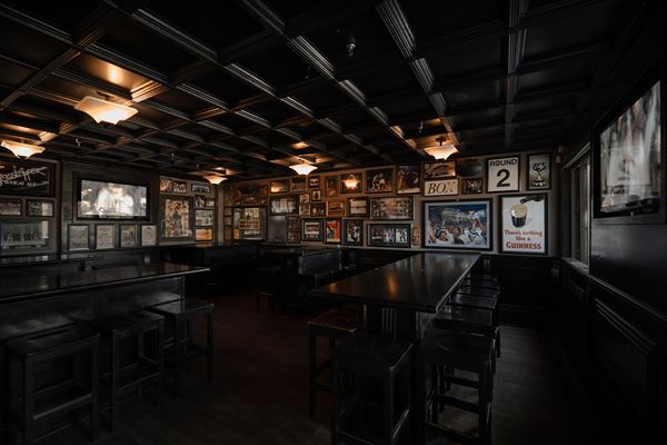 The Pint Public House Downtown