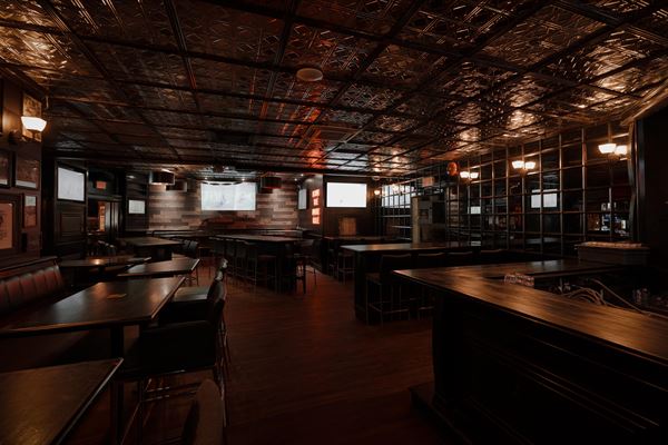 The Pint Public House Downtown