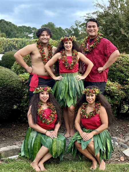 Dawn Mahealani Douglas and Mahealani's Polynesian Entertainment