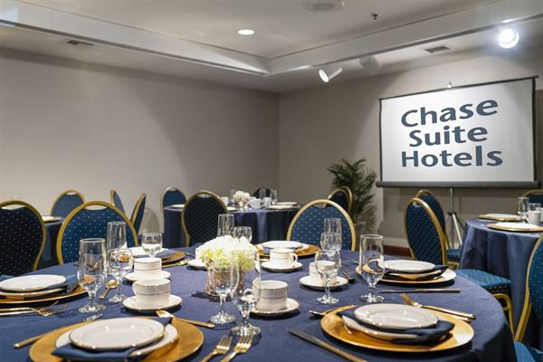 Chase Suite Hotel