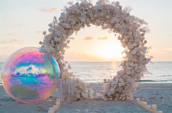 Island Decor and Rental