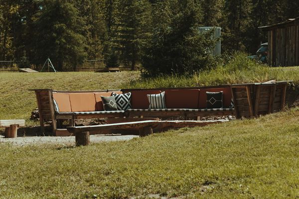 The River House Wedding and Event Venue