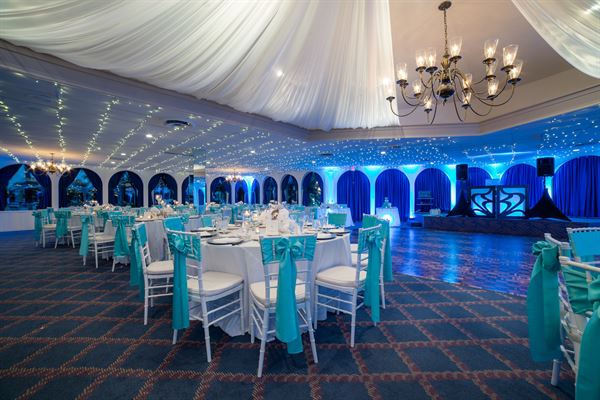 Lighthouse Point Yacht And Racquet Club