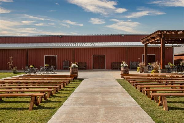 Horseshoe Knot Event Center