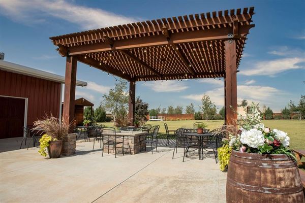 Horseshoe Knot Event Center