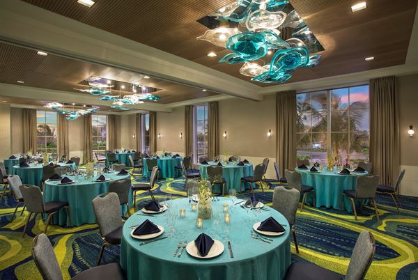 Hutchinson Shores Resort & Spa