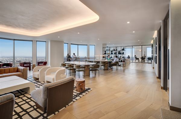 US Bank Tower - 54th Floor