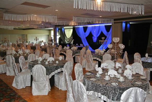 Auberge De La Rive-Hotel And Convention Center