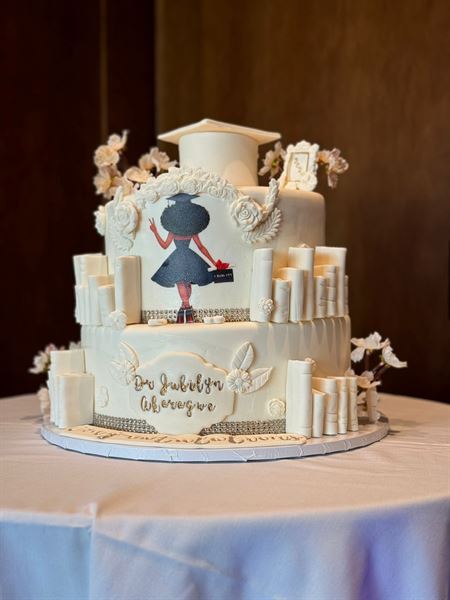 Comelymomentseventz LLC