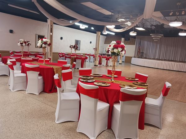 Yvonne Rella - Event Space and Flowers