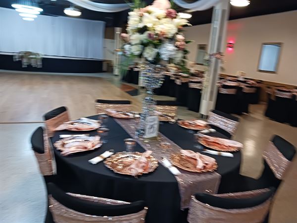 Yvonne Rella - Event Space and Flowers