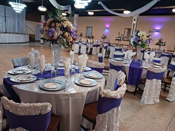 Yvonne Rella - Event Space and Flowers