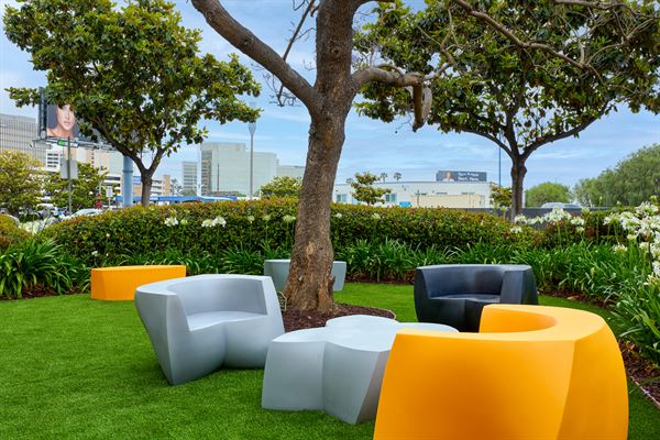 Renaissance Los Angeles Airport Hotel