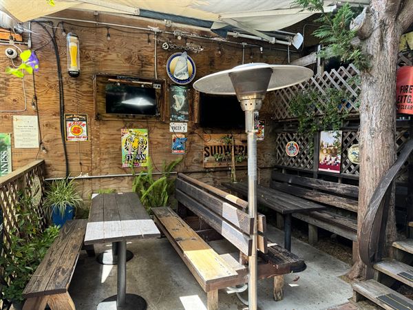 The Valley Tavern Beer Garden