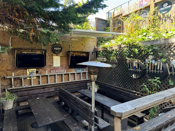 The Valley Tavern Beer Garden