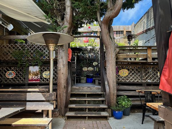 The Valley Tavern Beer Garden