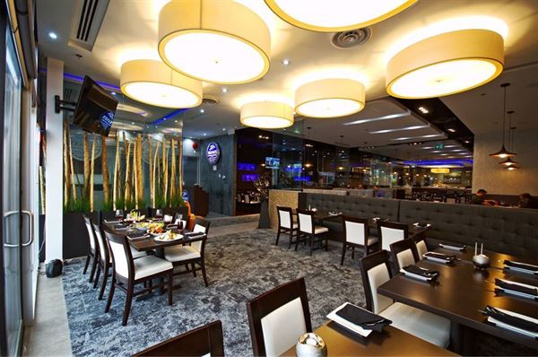 Diana's Oyster Bar & Grill