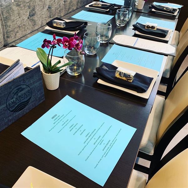 Diana's Oyster Bar & Grill