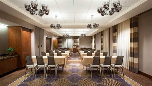 Sheraton Pittsburgh Airport Hotel