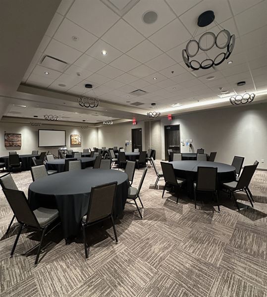 Cambria Hotel Downtown Omaha