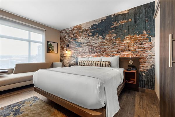 Cambria Hotel Downtown Omaha