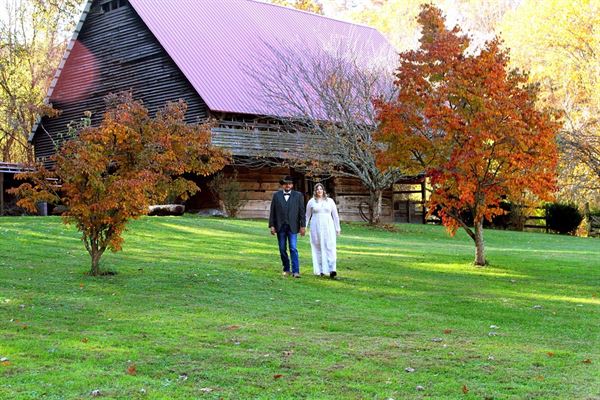 Historic Seaton Springs Farm