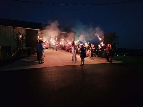 Mountain View Barn Weddings