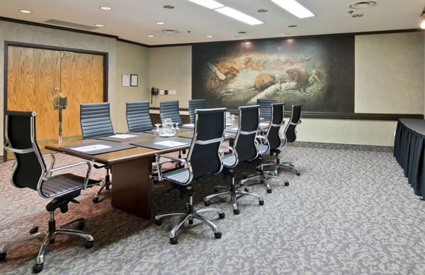 Chateau Lacombe Hotel