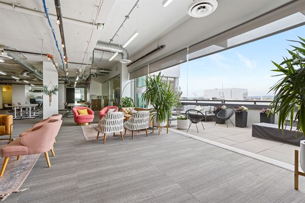 Venture X - Denver Uptown