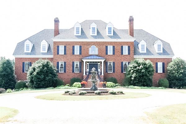 Adams International School