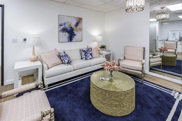 The Yacht Club at Chandlers