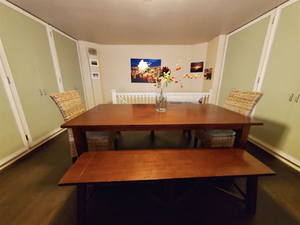 Portland Wine Bar & Winery Tasting Room