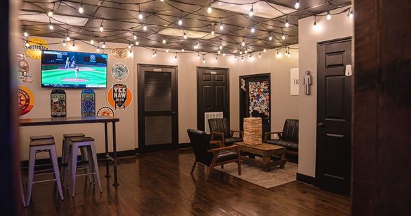 CLOCK TOWER TAPROOM & BILLIARDS