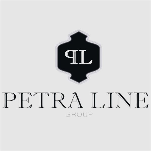 Luxury Car Service NYC - Chauffeur Service NYC - Petraline