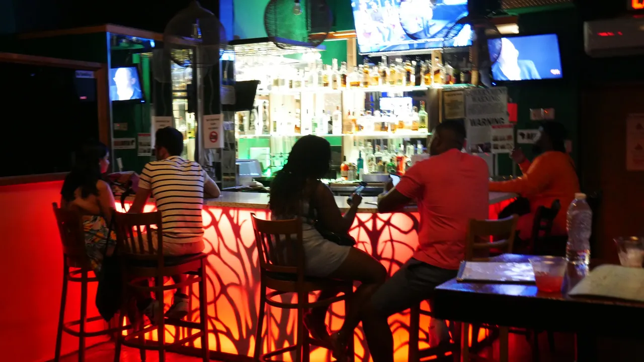 Acoustik Garden Lounge