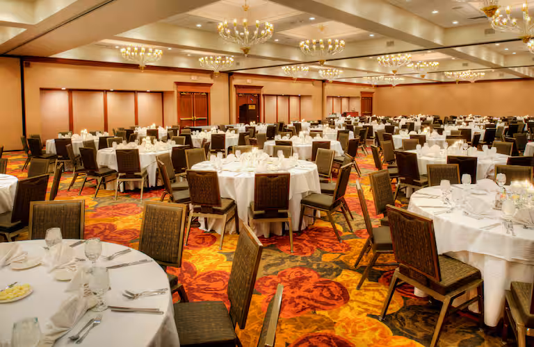 DoubleTree by Hilton Hotel St. Louis - Chesterfield