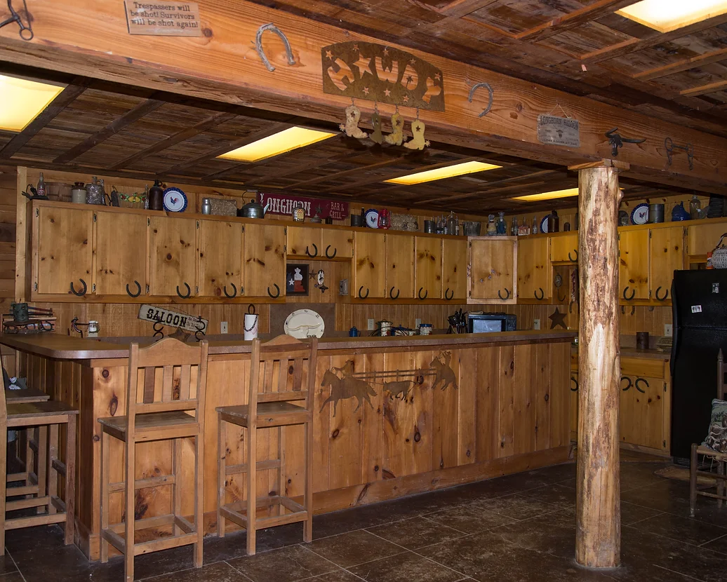 Longhorn Hill Ranch & Party Barn