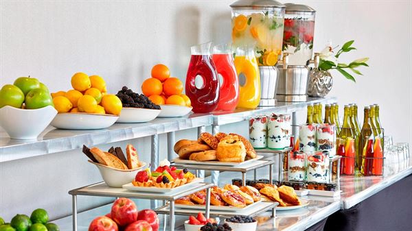 Renaissance St. Louis Airport Hotel