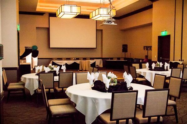 Embassy Suites West Valley