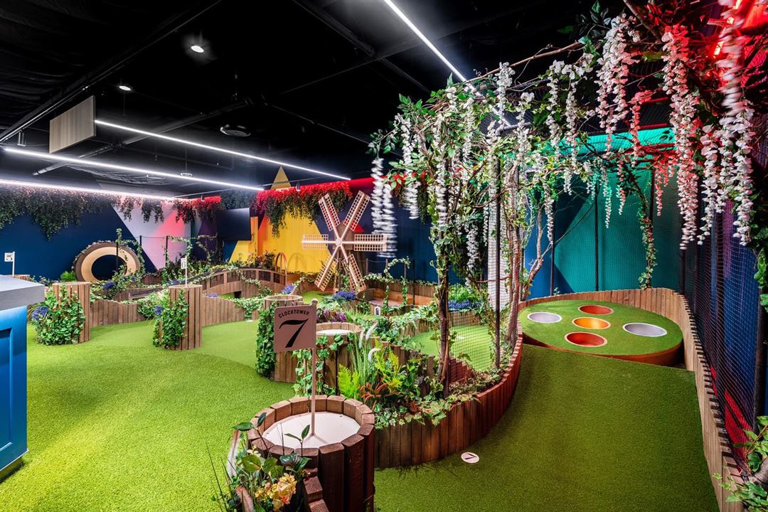 Swingers - The Crazy Golf Club (Dupont Circle) - Washington, DC - Party ...