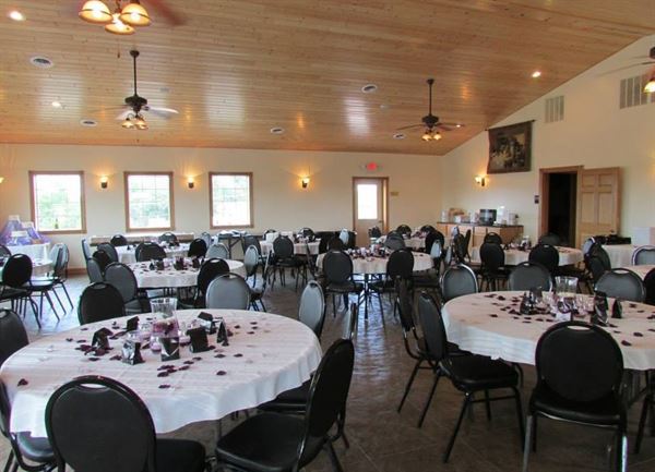 Danzinger Vineyards and Winery