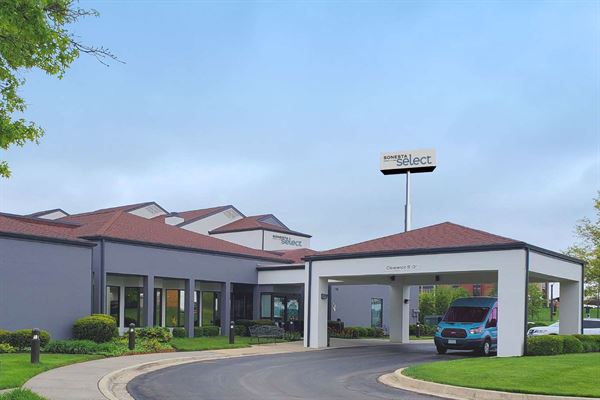 Sonesta Select Kansas City Airport