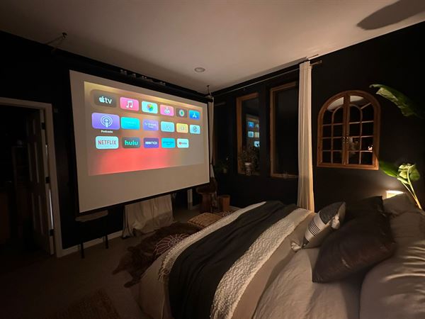 Modern Smart Home in Wicker Park