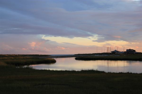 Swan River Seafood Restaurant and Fish Market
