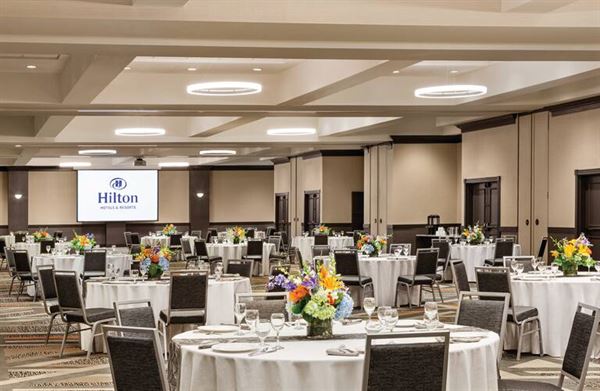 Hilton Knoxville Airport