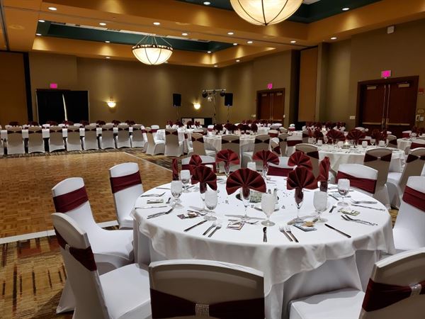 Embassy Suites Albuquerque - Hotel & Spa