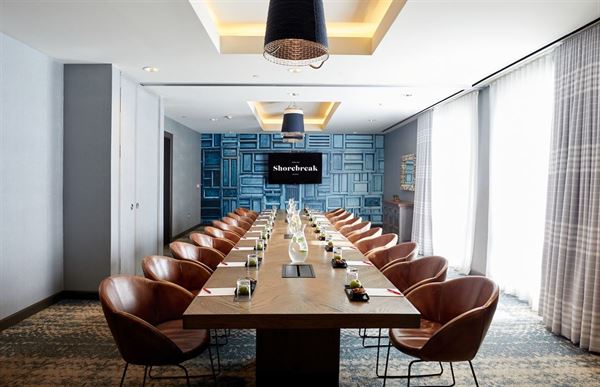 Kimpton Shorebreak Resort