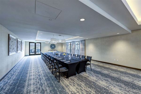 Kimpton Shorebreak Resort